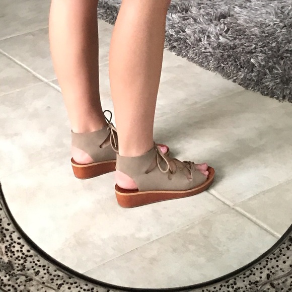Lucky Brand wedges - Picture 3 of 10